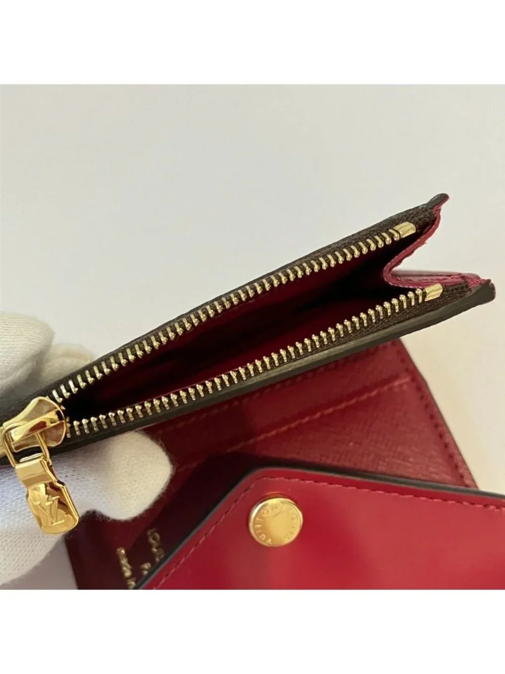 Louis Vuitton Portefeuille Zoe Monogram Compact Wallet Fuchsia Brown